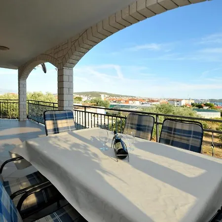 Daire Roso With Sea View *