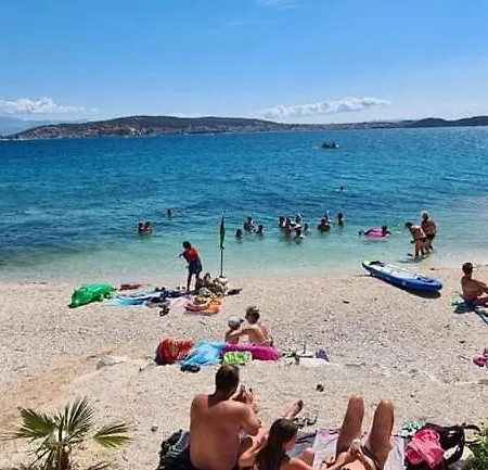 Roso With Sea View Apartment Trogir