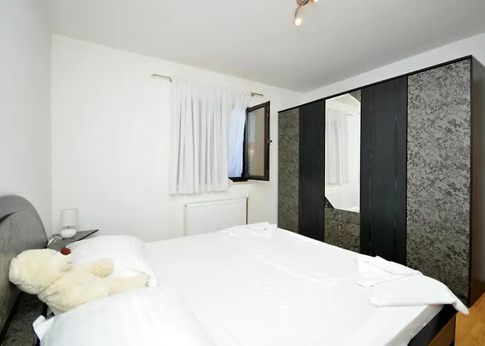 Roso With Sea View Daire Trogir