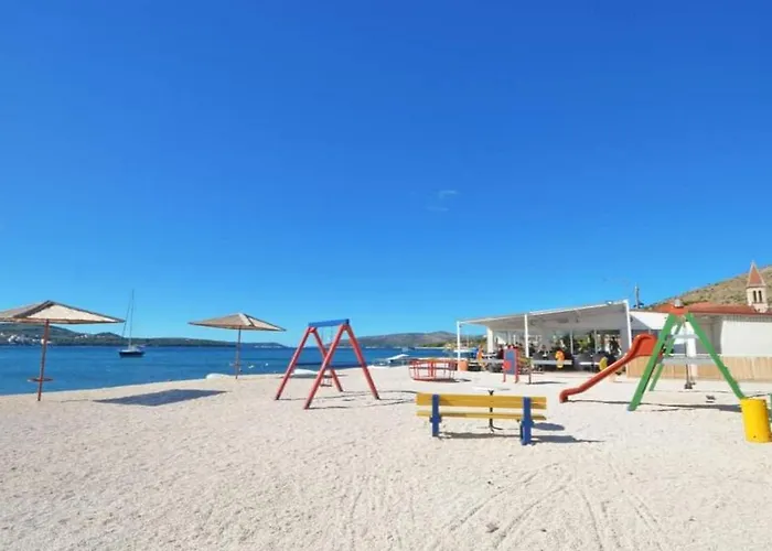 Roso With Sea View Daire Trogir