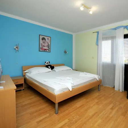 Apartment Roso With Sea View Trogir